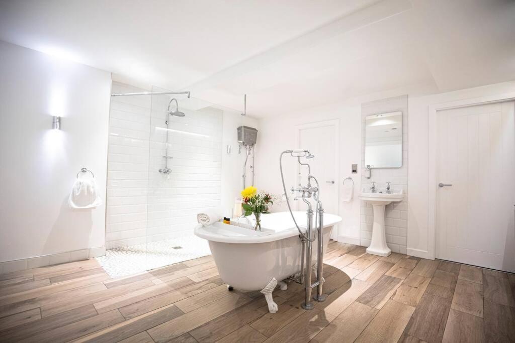 City Superhost: Luxury Deansgate Townhouse แมนเชสเตอร์ ภายนอก รูปภาพ