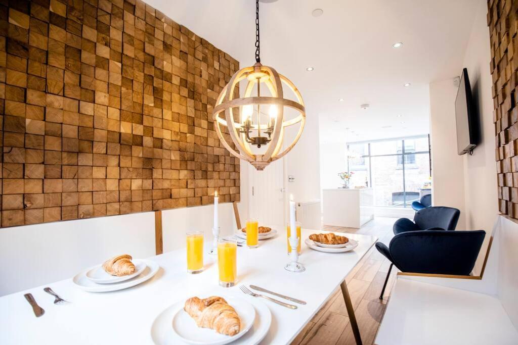 City Superhost: Luxury Deansgate Townhouse แมนเชสเตอร์ ภายนอก รูปภาพ