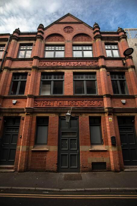 City Superhost: Luxury Deansgate Townhouse แมนเชสเตอร์ ภายนอก รูปภาพ