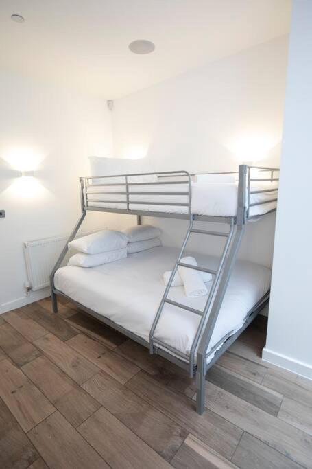 City Superhost: Luxury Deansgate Townhouse แมนเชสเตอร์ ภายนอก รูปภาพ